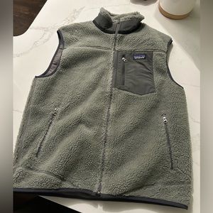 Excellent condition light green/gray Patagonia vest